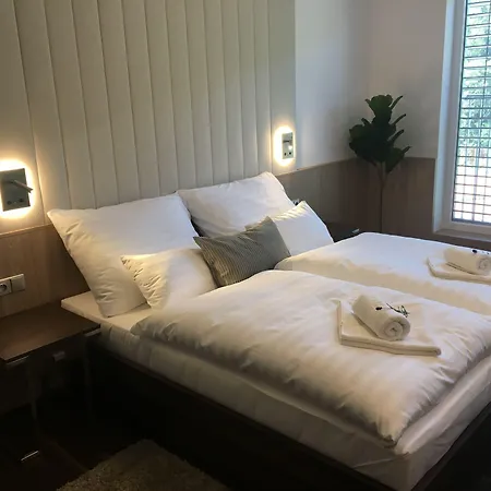 Bartos מלון Frenštát pod Radhoštěm