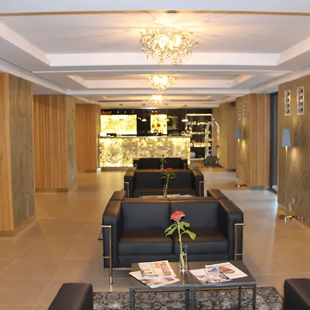 Bartos Hotel 4*