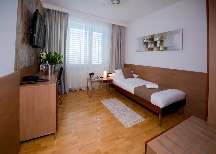 Bartoš Hotel